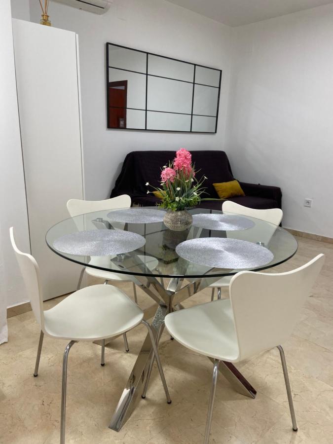 Beach And City Apartment A 50M De La Playa Fuengirola Esterno foto